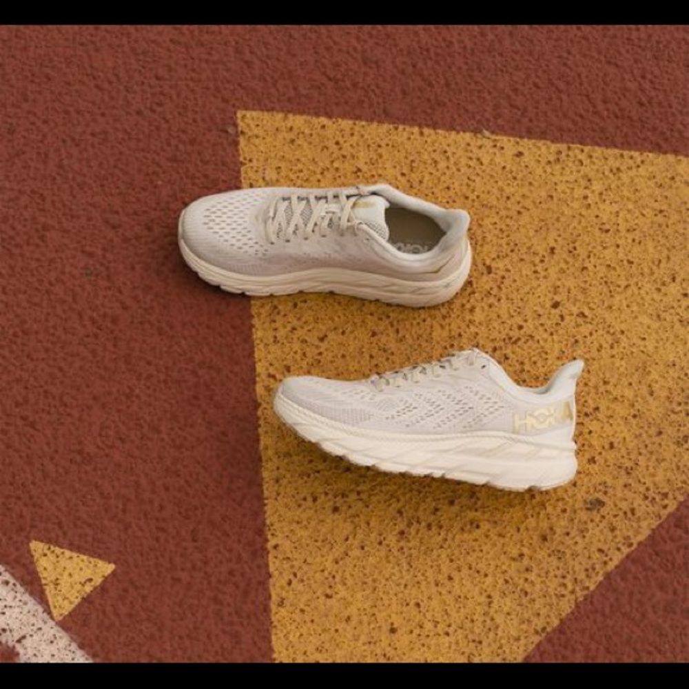 Hoka Clifton 7, almond milk bronze